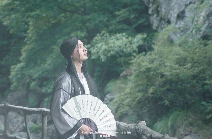 单峰逃脱